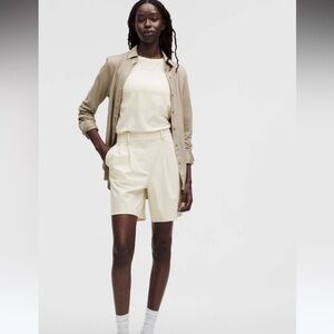 62. Lululemon Love Long-Sleeve Shirt Light Ivory 6/8